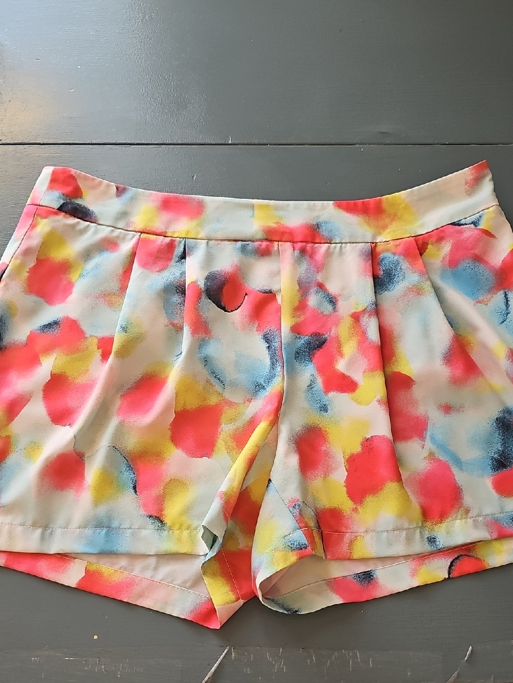 Cynthia Rowley‎ Bright Watercolor Print Shorts in Pink, Yellow & Blue. Size 4.